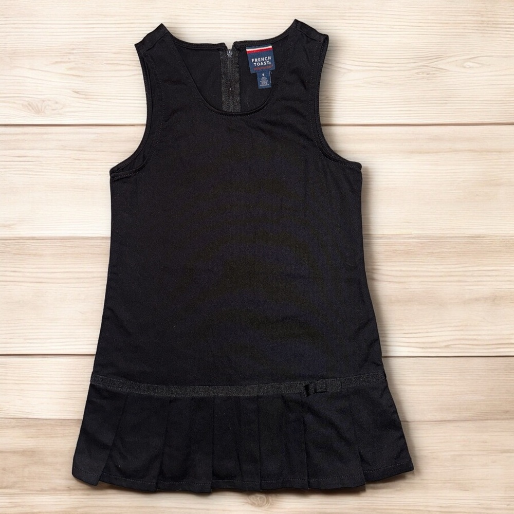 French toast Girls Size 5 uniform dress